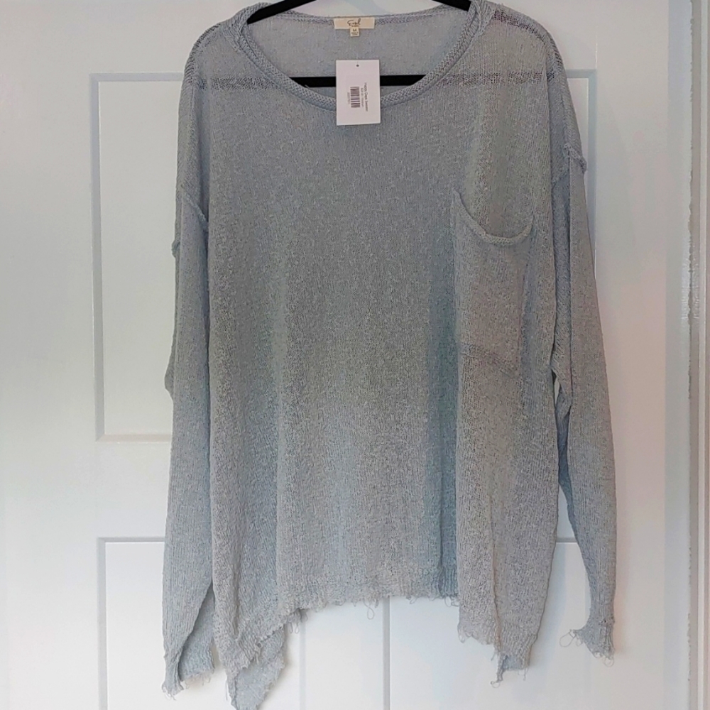 Fraid light weight sweater. Blue/gray - Medium